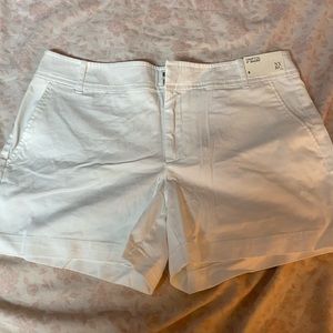 White Shorts ESSENTIALS NWT